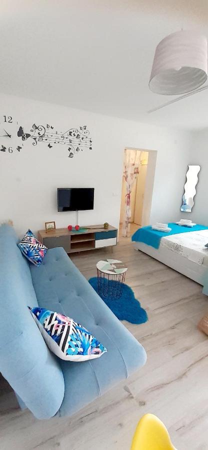 Lennida Studio Apartman With Free Parking Kavran Extérieur photo