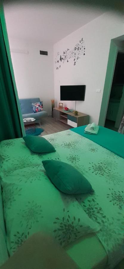Lennida Studio Apartman With Free Parking Kavran Extérieur photo