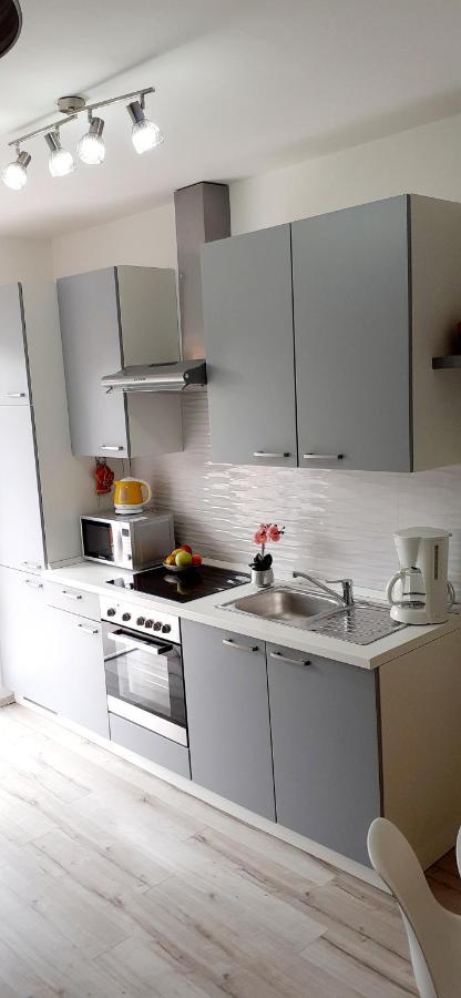 Lennida Studio Apartman With Free Parking Kavran Extérieur photo